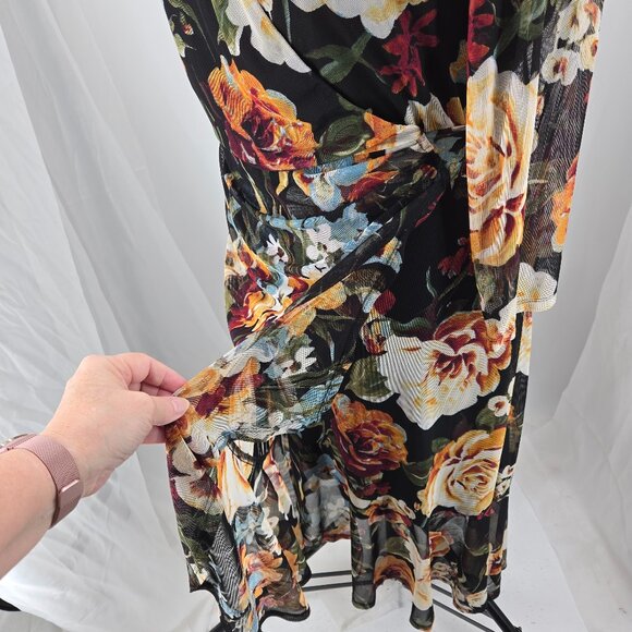 725-14 Connected Apparel Elegant Floral Mesh Faux Wrap dress Size 18W - Picture 4 of 9